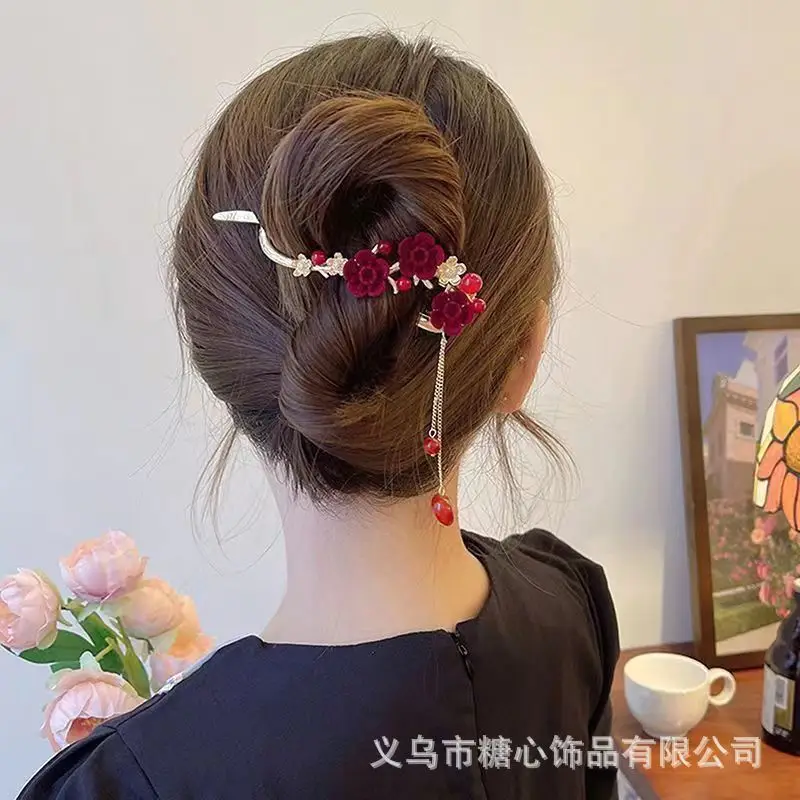 Blue Rose Twisted Hairpin with Tassel & Pearl - Image 3