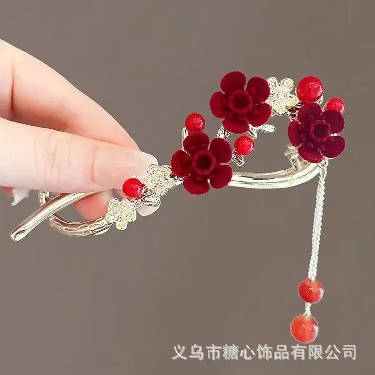 Blue Rose Twisted Hairpin with Tassel & Pearl — feature 16