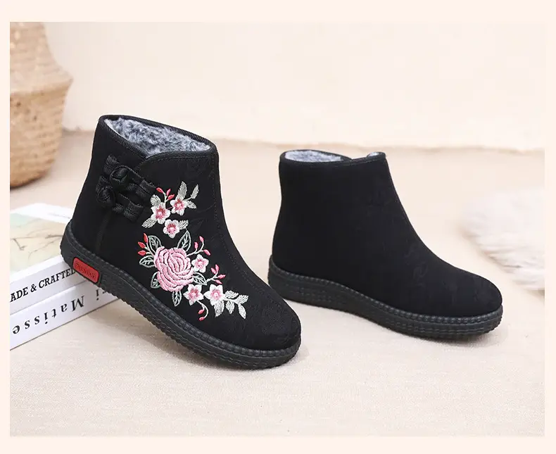 Old Beijing cloth shoes women's cotton-padded shoes winter fleece-lined warm mom shoes retro ethnic style embroidered shoes short boots milk shoes — feature 25