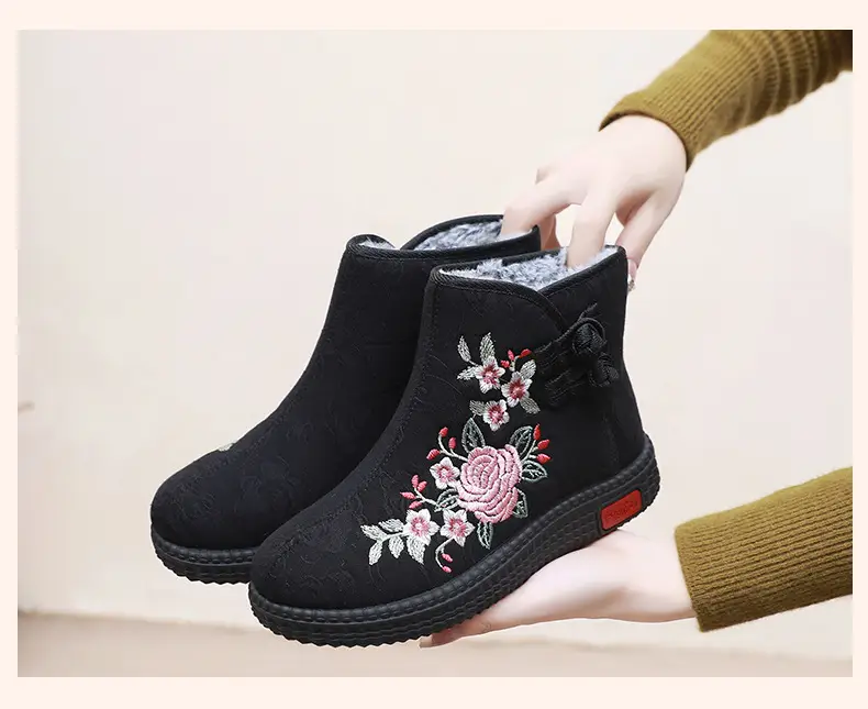 Old Beijing cloth shoes women's cotton-padded shoes winter fleece-lined warm mom shoes retro ethnic style embroidered shoes short boots milk shoes — feature 29