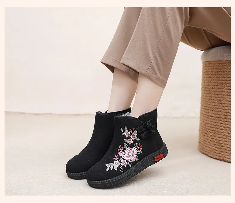 Old Beijing cloth shoes women's cotton-padded shoes winter fleece-lined warm mom shoes retro ethnic style embroidered shoes short boots milk shoes — feature 30
