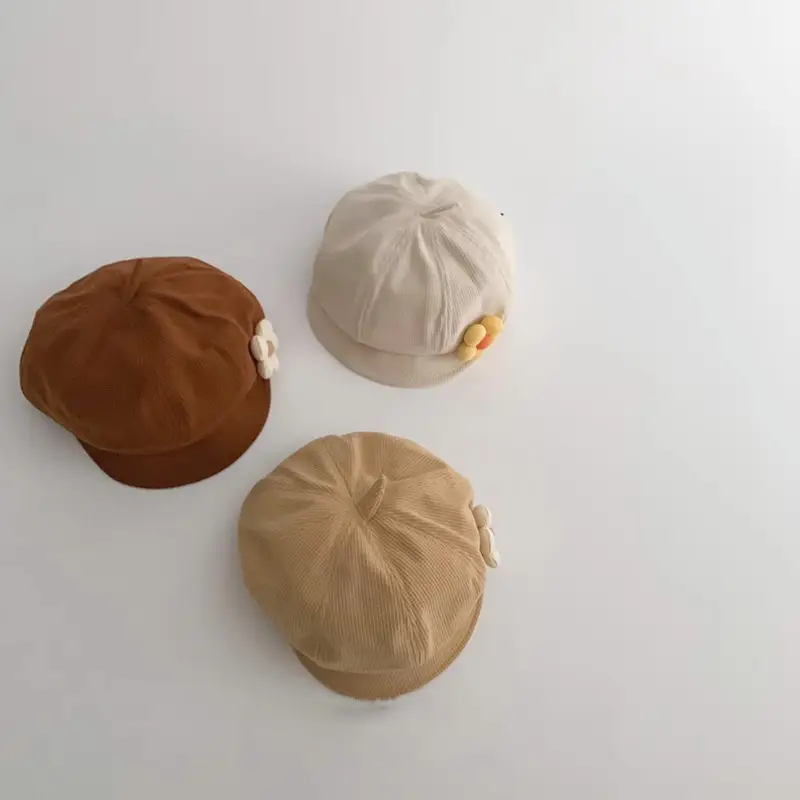 Yipan Children's Beige Peaked Cap with Flower Decor - Image 5