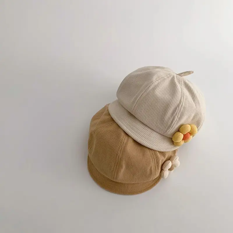 Yipan Children's Beige Peaked Cap with Flower Decor - Image 6
