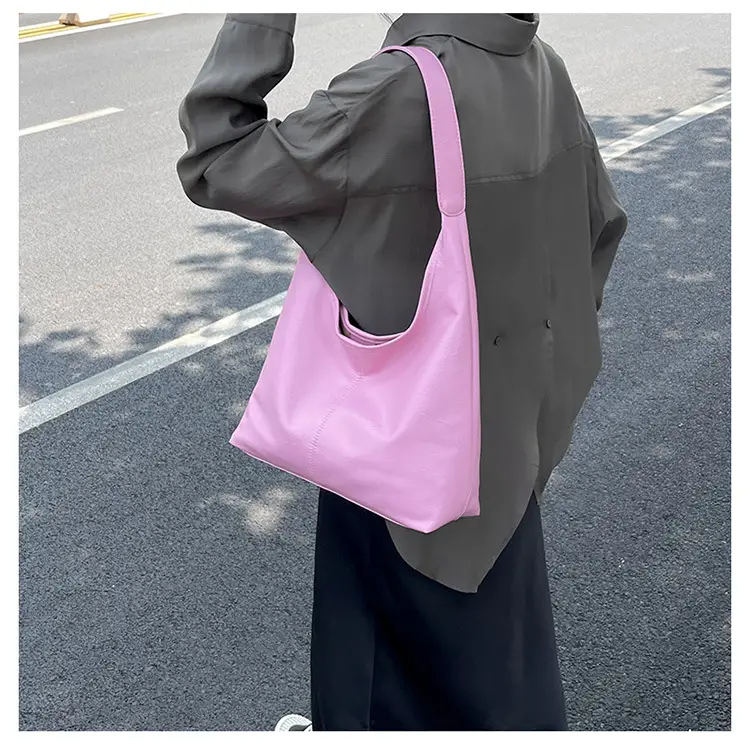 Women Large Capacity Shoulder Bag Silver Leather 2026 — feature 38