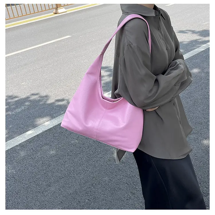 Women Large Capacity Shoulder Bag Silver Leather 2026 — feature 39