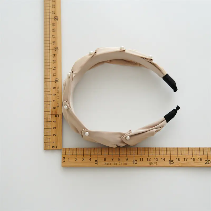 Pearl Black Wide Brim Hairpin for Women - Image 6