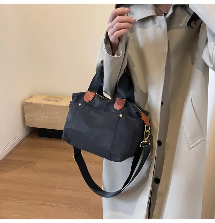Women's 2023 Waterproof Nylon Shoulder Messenger Bag — feature 18