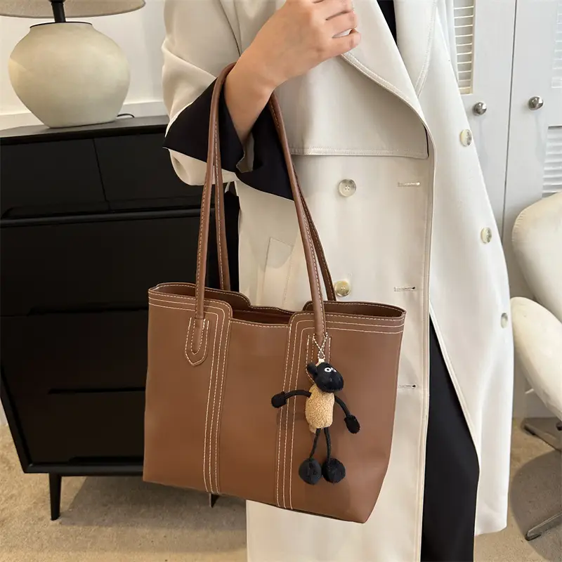 Large Capacity Women's Tan Shoulder Bag with Retro Charm - Image 7