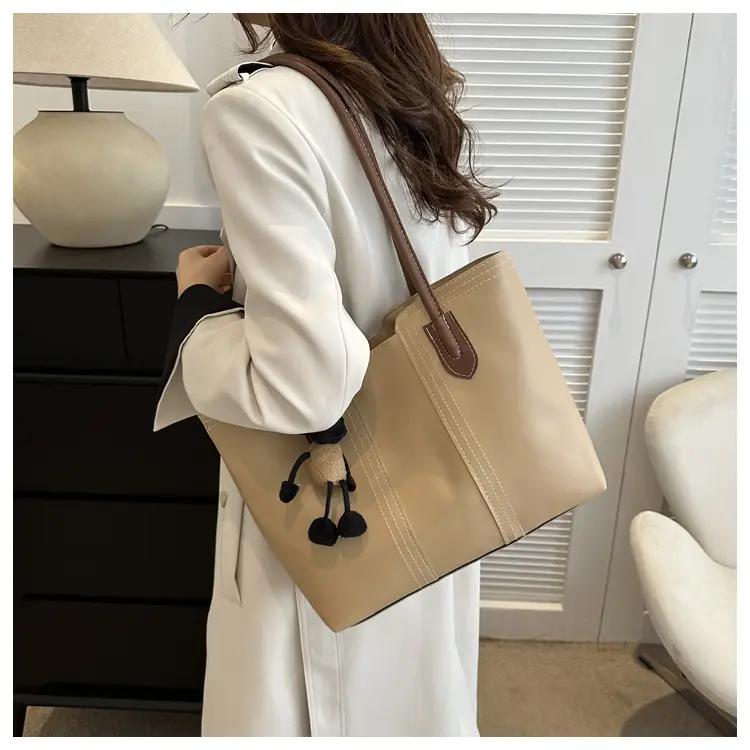 Large Capacity Women's Tan Shoulder Bag with Retro Charm — feature 16