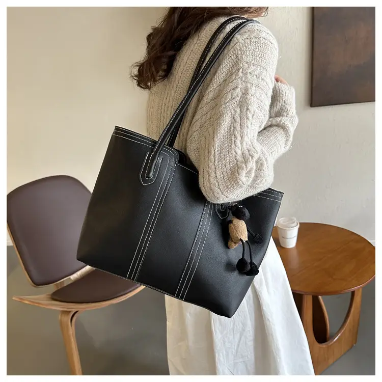 Large Capacity Women's Tan Shoulder Bag with Retro Charm — feature 9