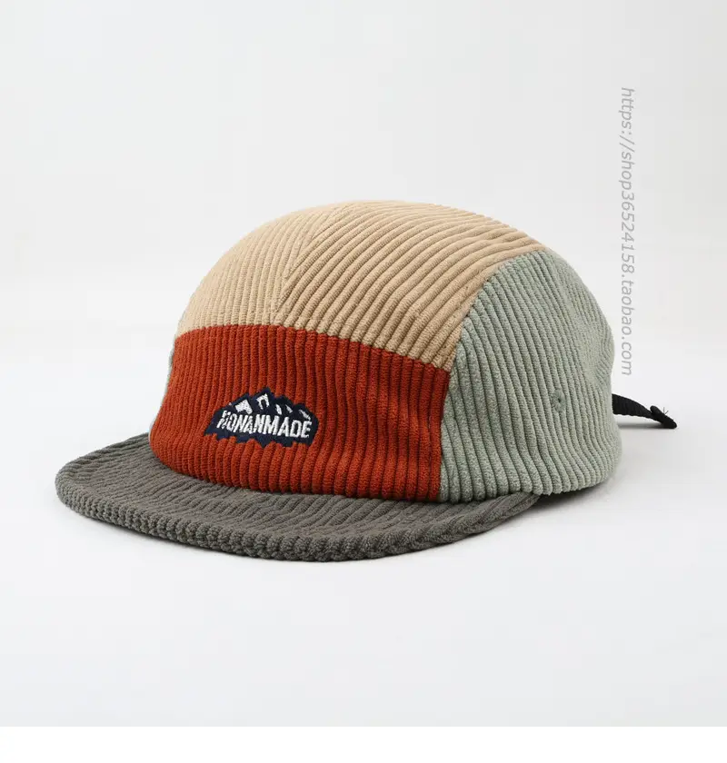 Japanese Retro Beanie Cap Beige Brown Color Matching — feature 3