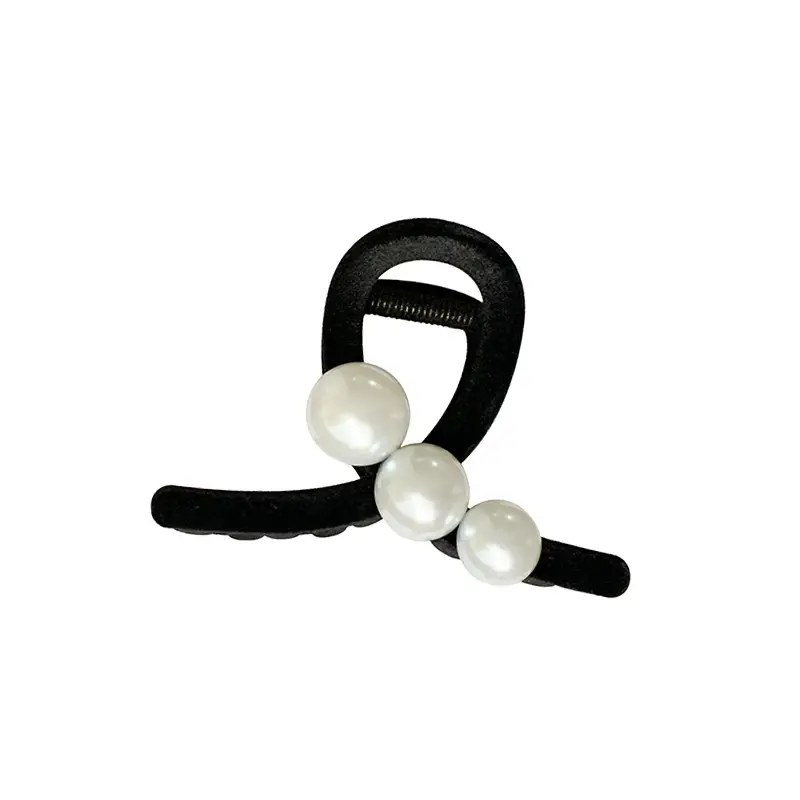 Black Velvet Pearl Clip Retro Chanel Style 2023 - Image 7