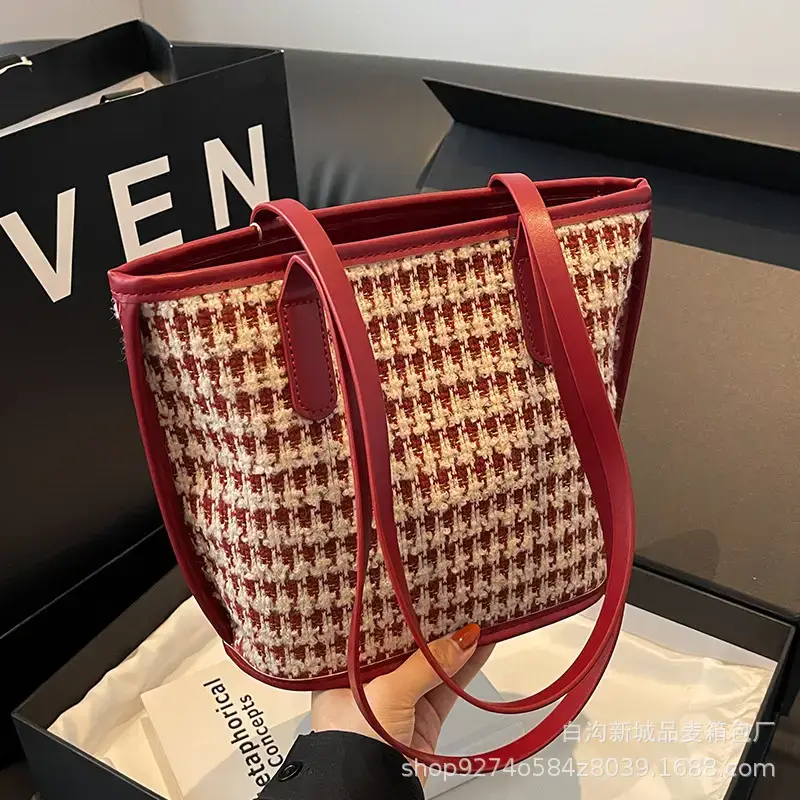 New Houndstooth Women's Houndstooth Handbag Red - Image 3