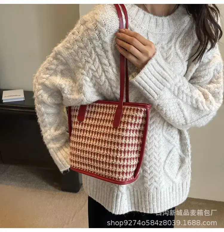 New Houndstooth Women's Houndstooth Handbag Red — feature 13