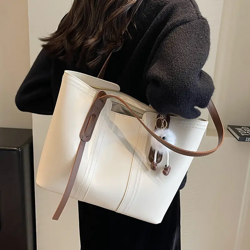 Black Women's Large Tote Bag with Keychain