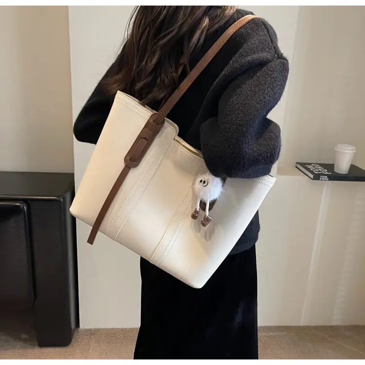 Black Women's Large Tote Bag with Keychain — feature 21