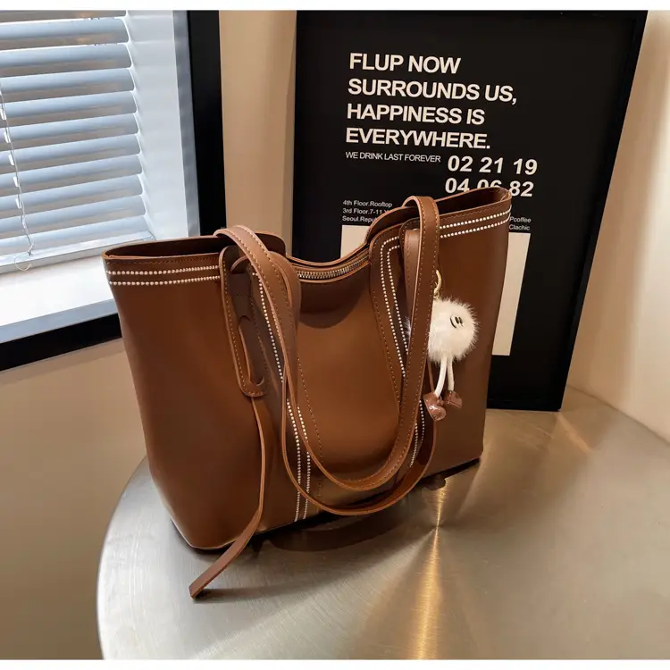 Black Women's Large Tote Bag with Keychain — feature 22