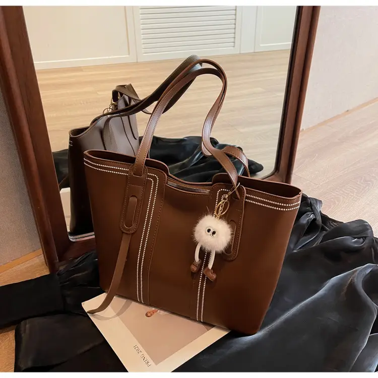 Black Women's Large Tote Bag with Keychain — feature 23