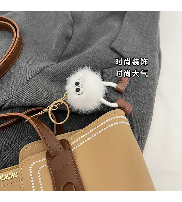 Black Women's Large Tote Bag with Keychain — feature 8