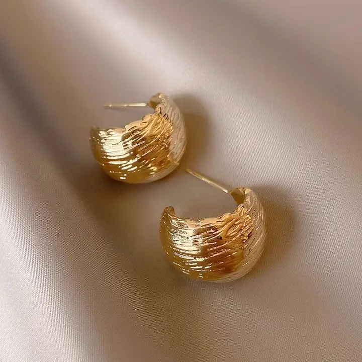 S925 Silver Heart Stud Earrings for Women - Image 49