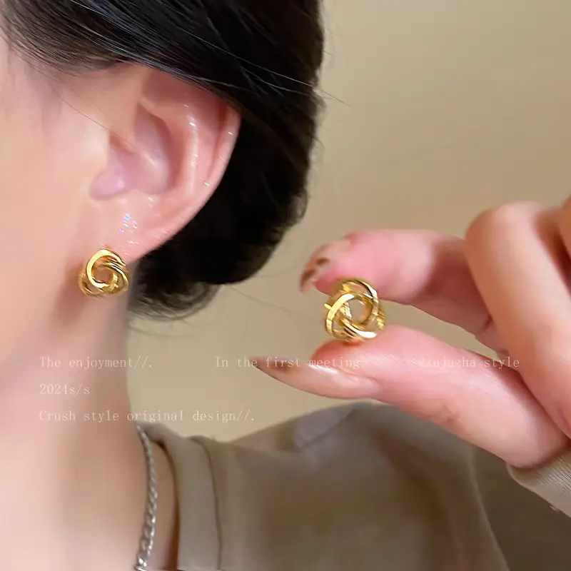 S925 Silver Heart Stud Earrings for Women - Image 27