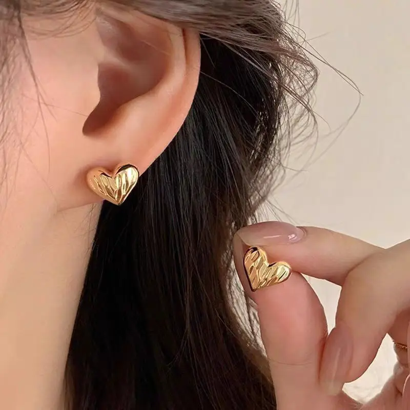 S925 Silver Heart Stud Earrings for Women - Image 40