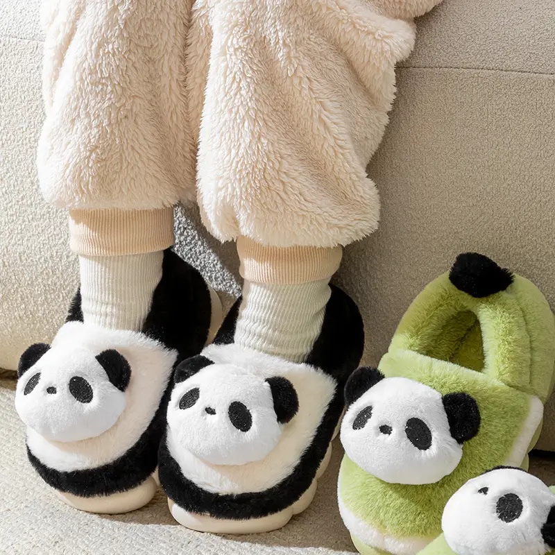 Children's cotton shoes winter boys and girls cartoon panda cotton slippers children's middle and big children's home indoor warm fleece-lined shoes