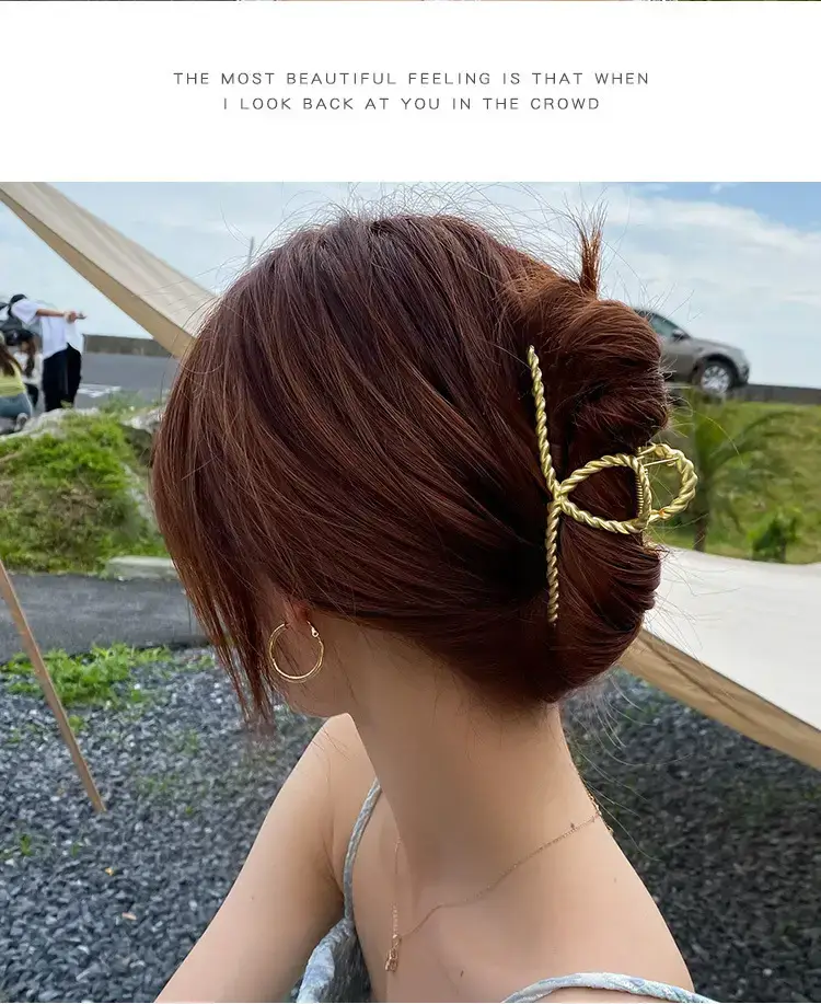 Korean Style Pearl Hair Clip for Updo and Back Head Shark — feature 12