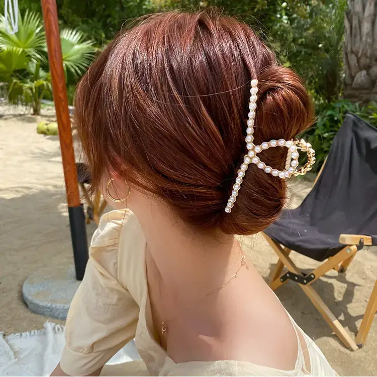 Korean Style Pearl Hair Clip for Updo and Back Head Shark — feature 8