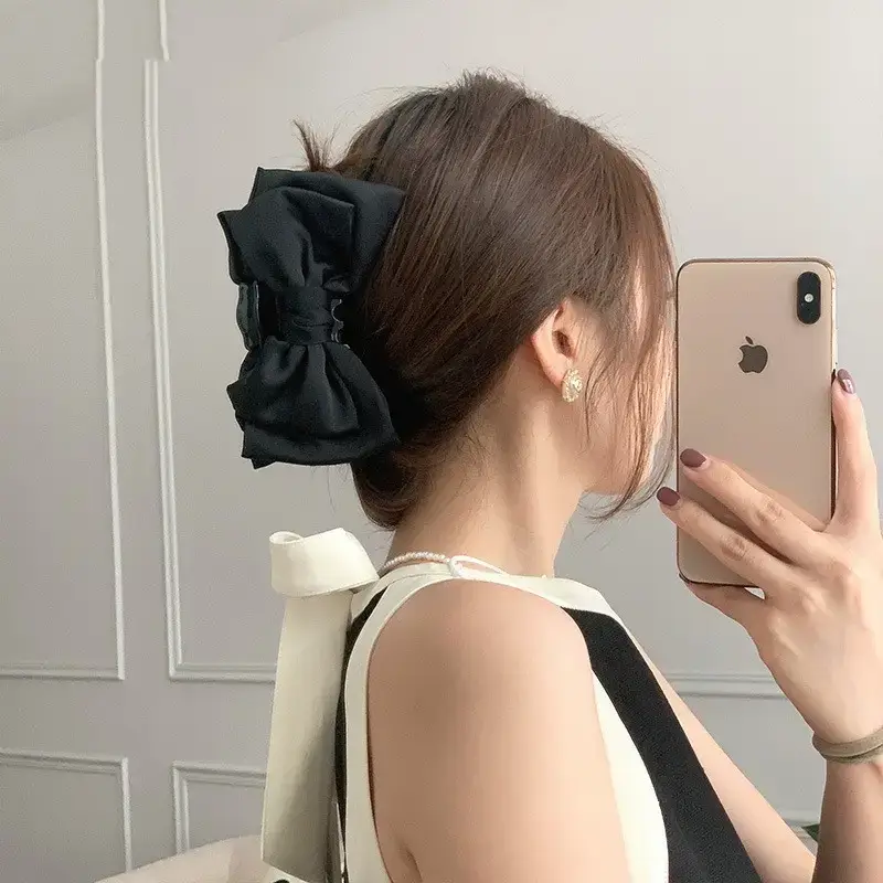 White Dew same style double-sided bow shark clip Black