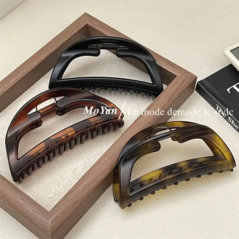 French Style Hollow Semi-Circle Hair Clip 2023 — feature 19