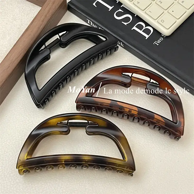 French Style Hollow Semi-Circle Hair Clip 2023 — feature 22
