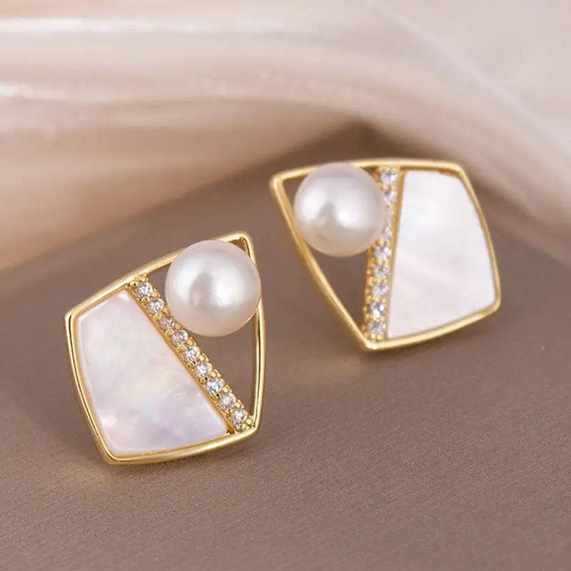 Freshwater Pearl Earrings Gold Plated Small Chanel Style — feature 8