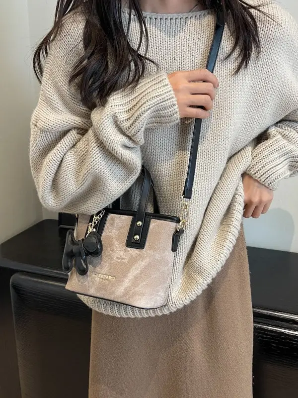 Women's Textured Shoulder Messenger Bag Brown Gold Plated