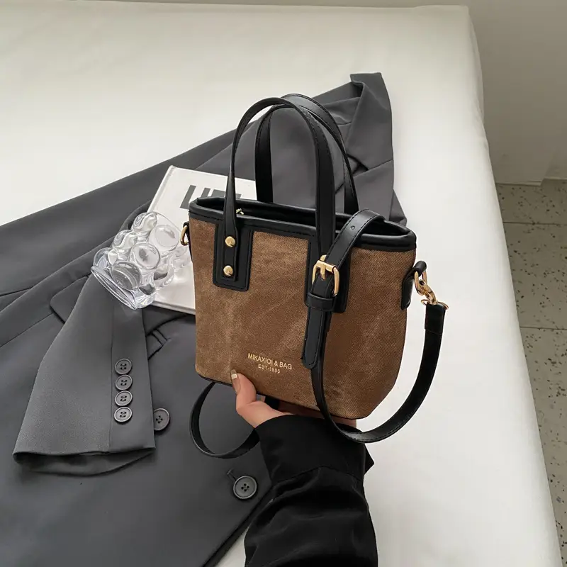 Women's Textured Shoulder Messenger Bag Brown Gold Plated