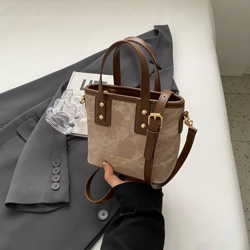 Women's Textured Shoulder Messenger Bag Brown Gold Plated