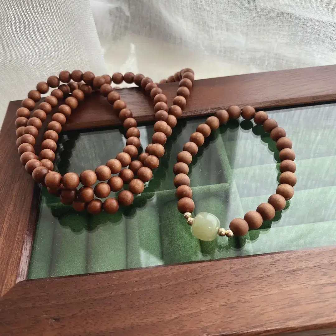 Women's Old Sandalwood & Hetian Jade Single Bracelet - Image 5