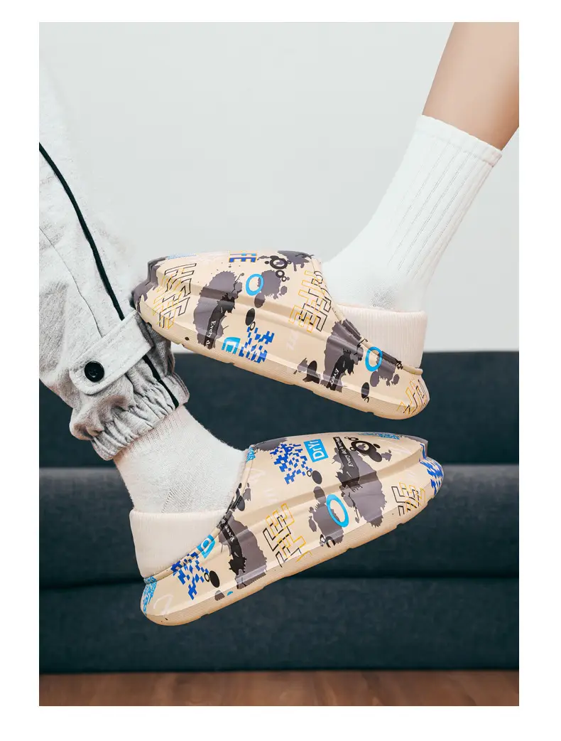Winter Men's Fleece Lined Snow Boots with Graphic Design — feature 15