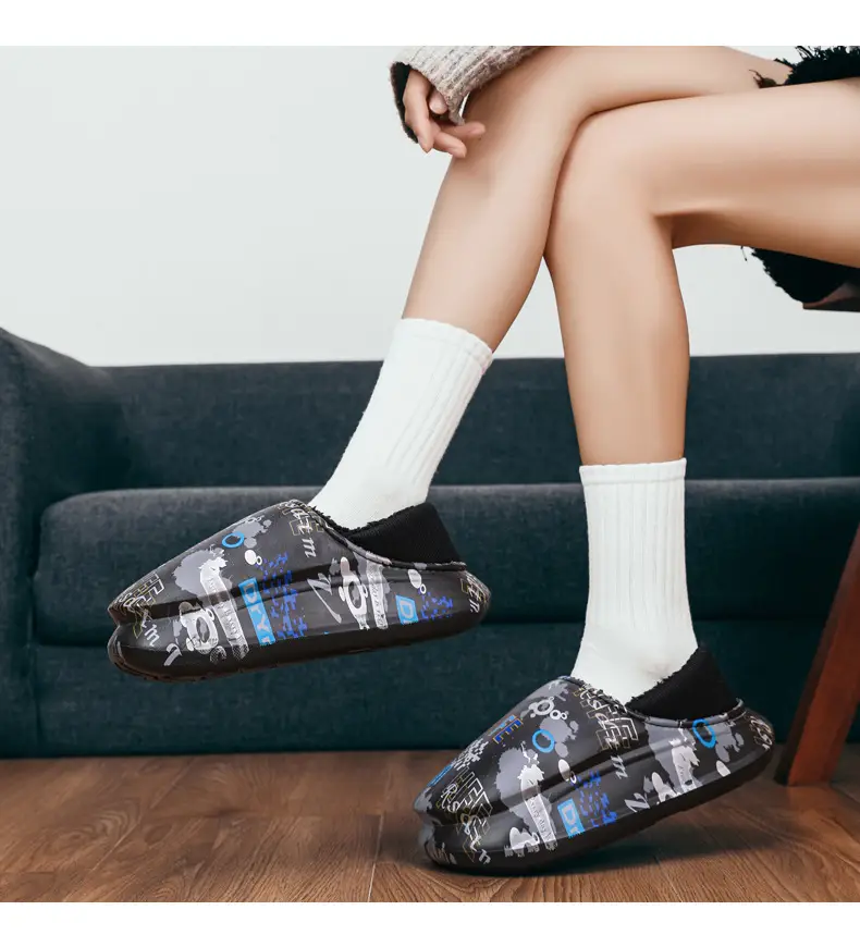 Winter Men's Fleece Lined Snow Boots with Graphic Design — feature 20