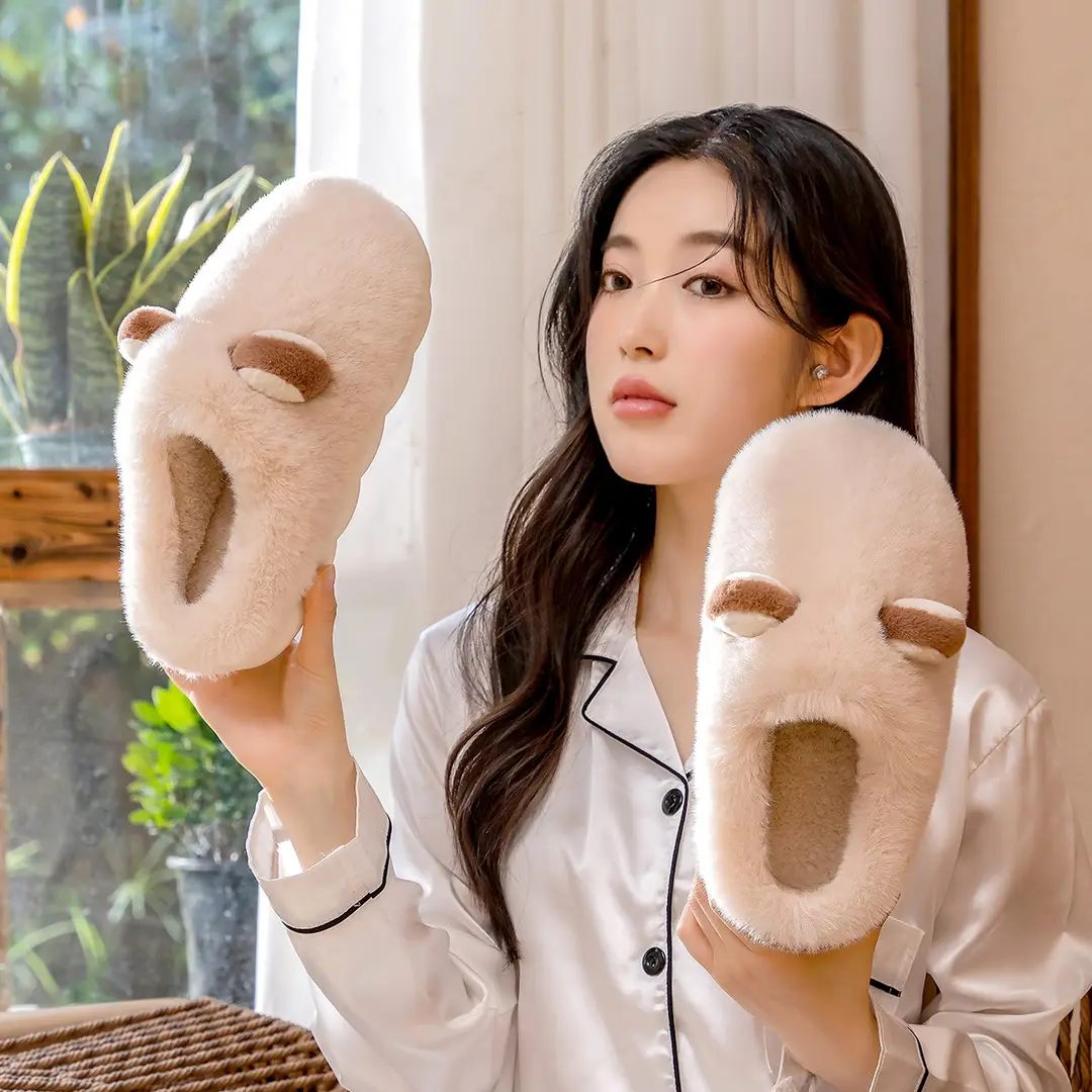 Cute Cotton Slippers for Women, Autumn and Winter Indoor Home Wear, 2026 New Model, Warm Thick-Soled Couple's Pair of Fur Slippers for Women