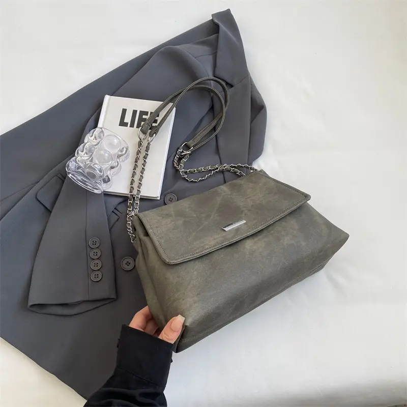 Retro Chain Shoulder Bag Women 2023 Winter - Image 2