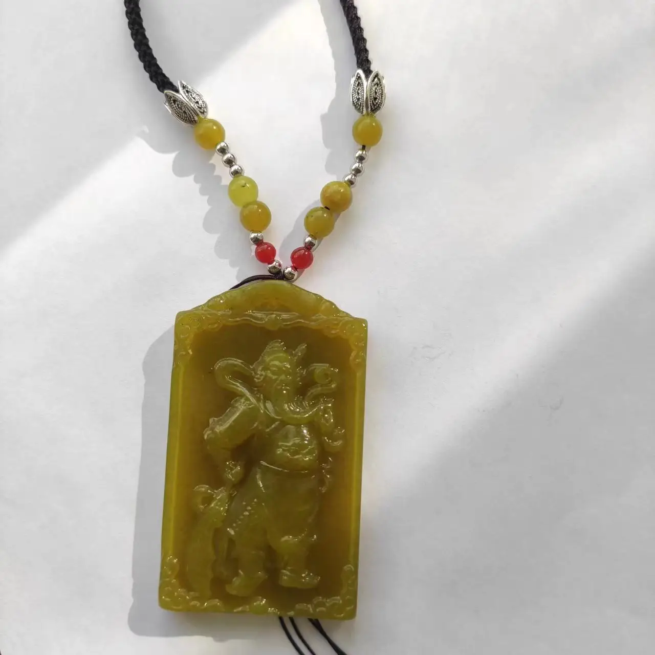 Natural Xiu Jade Wu God Pendant Gold Erythmic Guardian God Pendant - Image 2