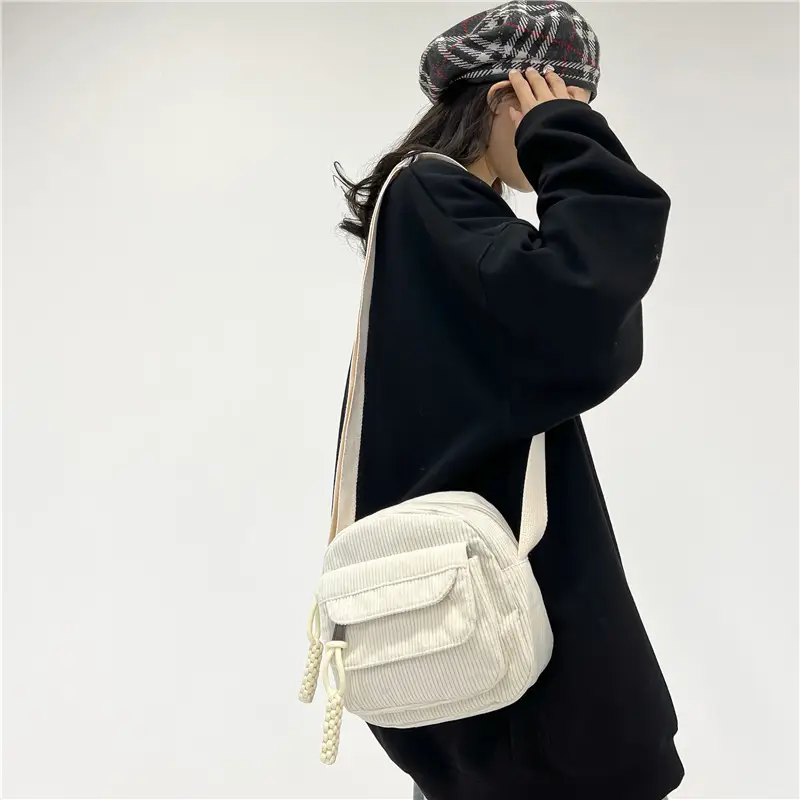 Small Square Korean Style Shoulder Bag for Women - Image 8