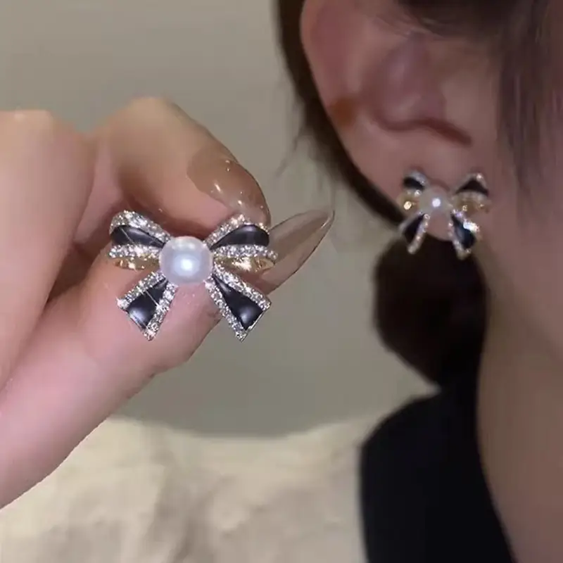 Bow Zircon Pearl Earrings High Fashion Design — feature 4