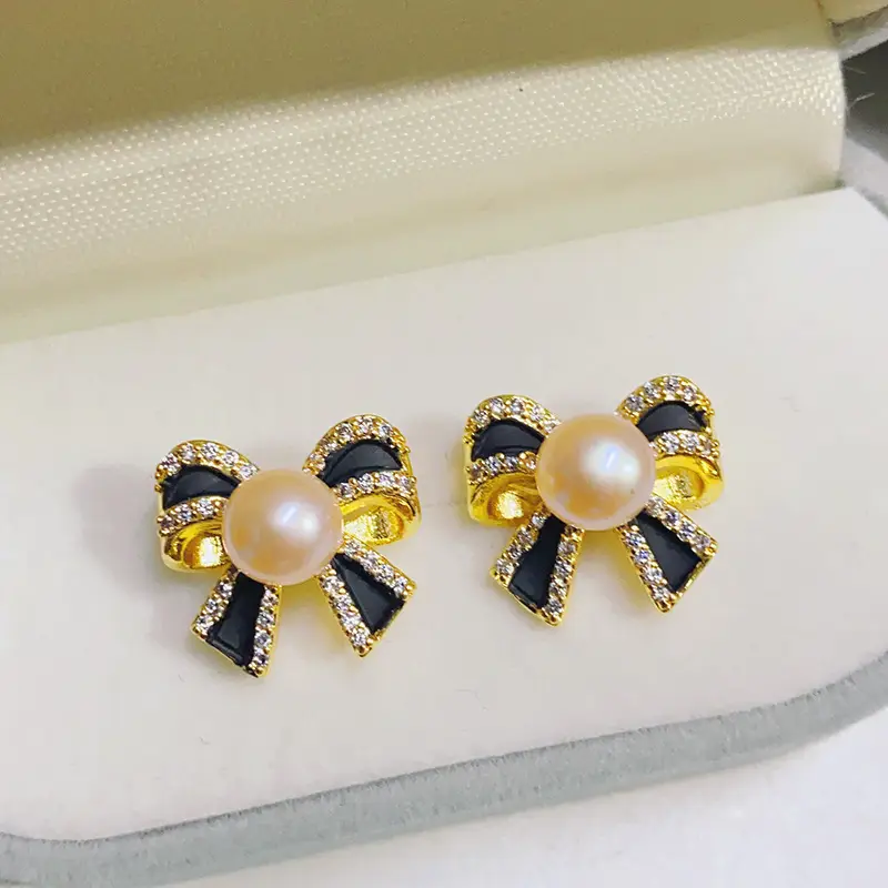 Bow Zircon Pearl Earrings High Fashion Design