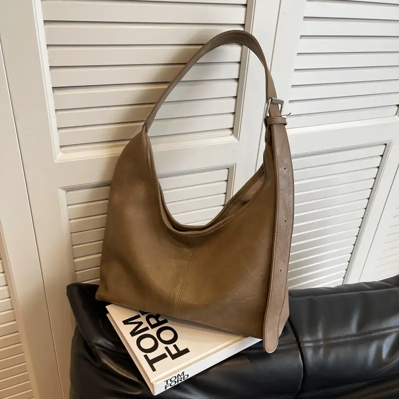 Brown Leather Retro Shoulder Tote Bag for Women - Image 8