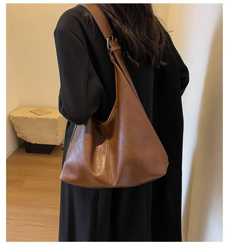 Brown Leather Retro Shoulder Tote Bag for Women — feature 1