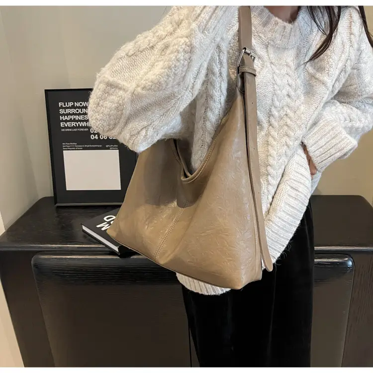 Brown Leather Retro Shoulder Tote Bag for Women — feature 18
