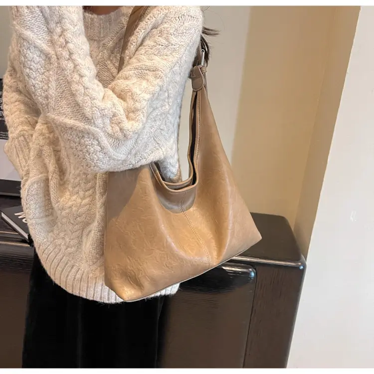 Brown Leather Retro Shoulder Tote Bag for Women — feature 20