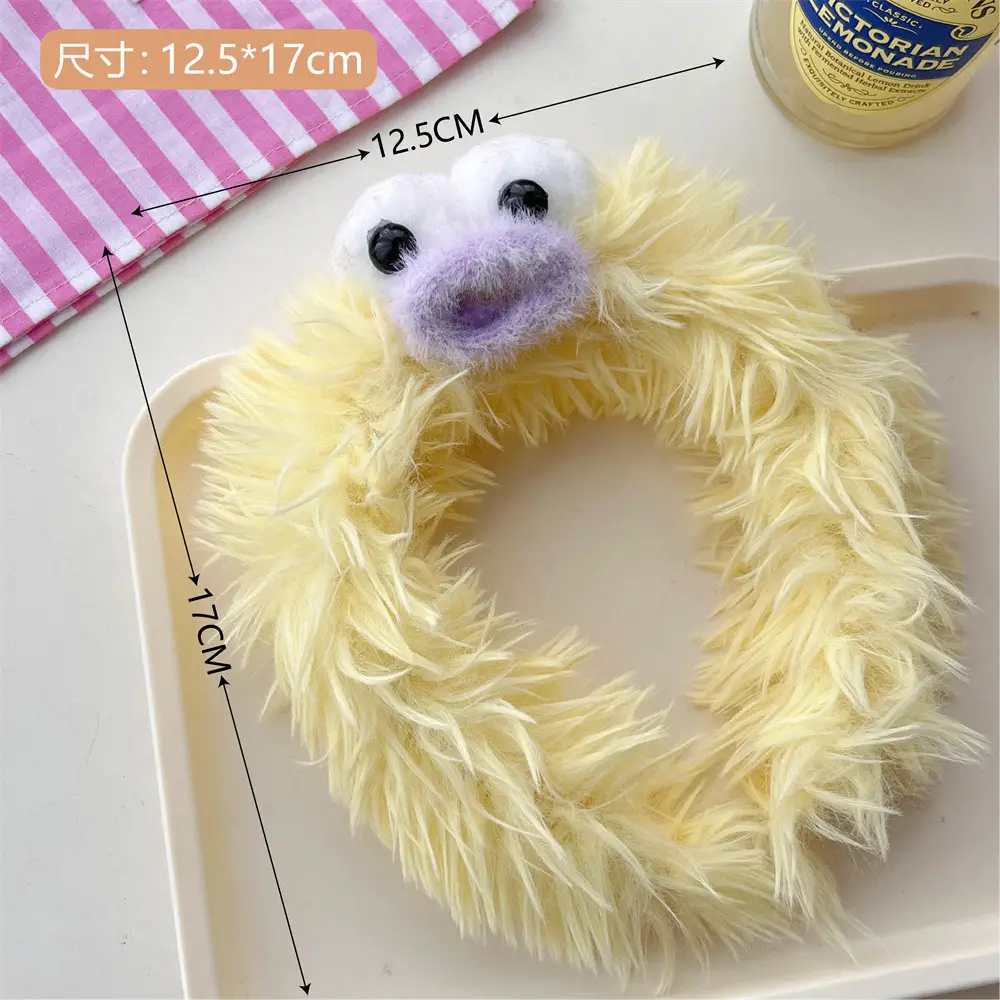 Plush Hairpin for Girls Cute Hair Accessory - Image 9